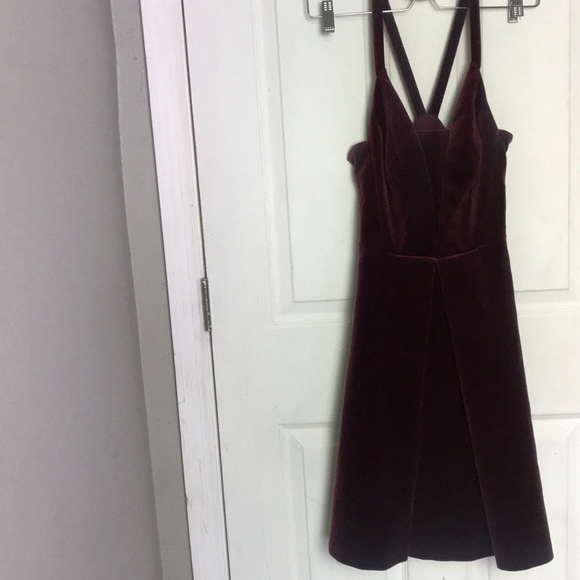 Whistles NWT B Love Velvet Dress in Maroon. - Picture 3 of 5